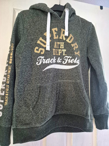 Superdry track field logo - field,